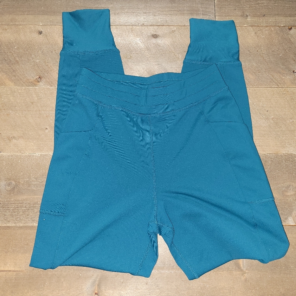 Fabletics On-The-Go Cold-Weather Jogger - image 3